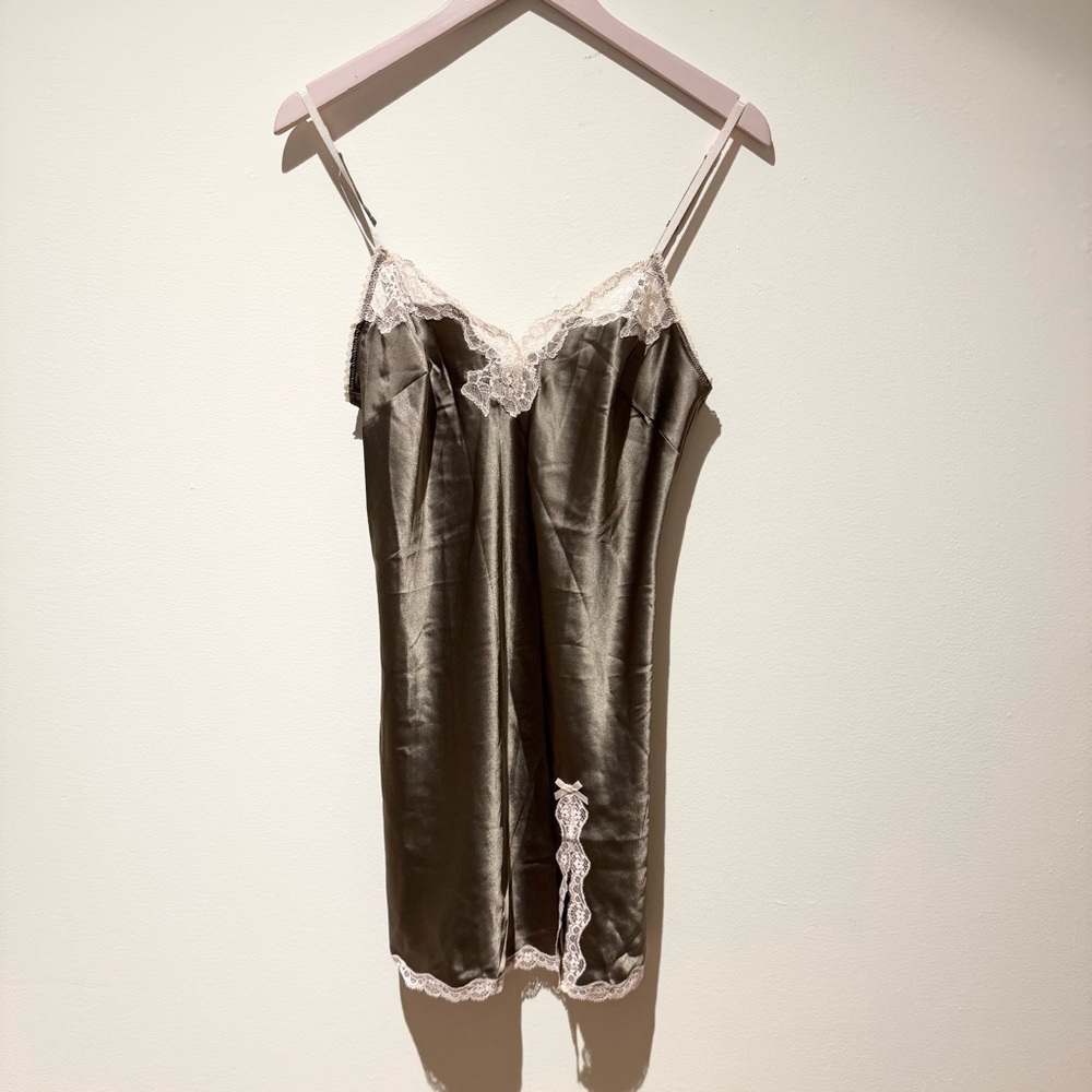 VICTORIA’S SECRET | NWT Green Satin Slip Dress Chemise S